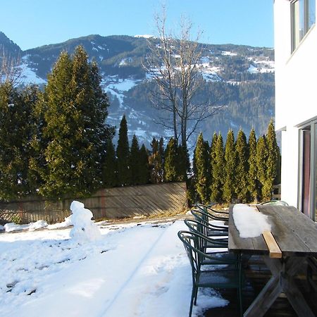 Holiday Home Steinfeld Close To The Ski Lift ツェル・アム・ツィラー エクステリア 写真