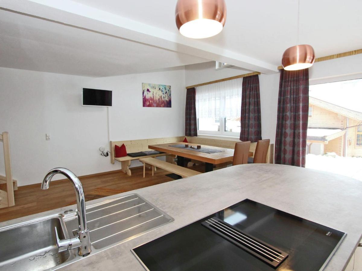 Holiday Home Steinfeld Close To The Ski Lift ツェル・アム・ツィラー エクステリア 写真