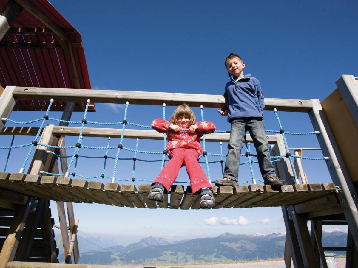 Holiday Home Steinfeld Close To The Ski Lift ツェル・アム・ツィラー エクステリア 写真
